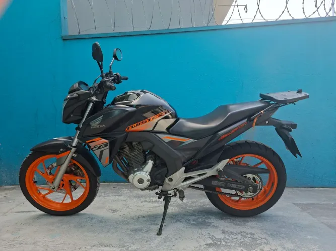 Cb twister 250f Ano 2021