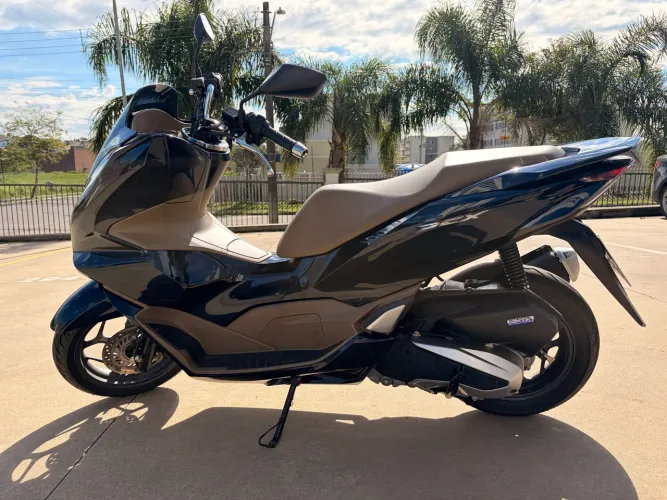 Honda PCX 160 DLX ABS 2025 | 968 km | Único Dono | Garantia