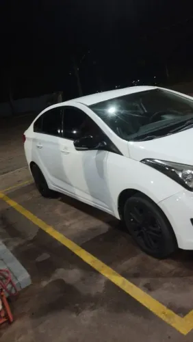Hyundai HB20S C.plus/c.style1.0 Flex 12V Mec. 4P 2015