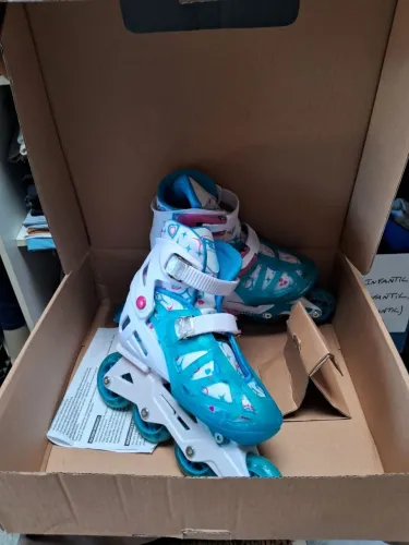 Vende-se patins tamanho 34/36