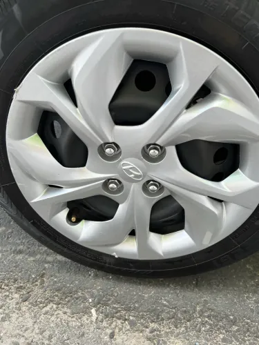3 Calotas originais HB 20 aro 15
