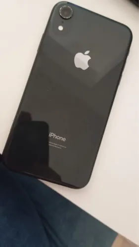 iPhone XR em ótimo estado