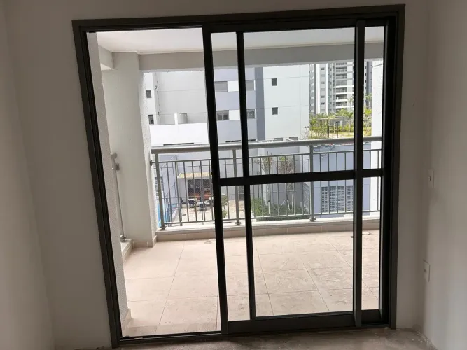 Porta Balcão duas folhas 2 x 2,10 completa nova