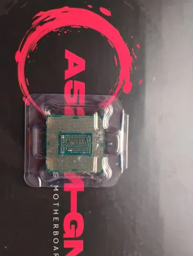 Processador Intel i7-9700 8 Núcleos 4.7GHz