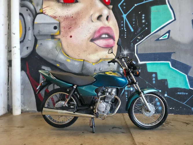 CG 125 Titan 2001 verde