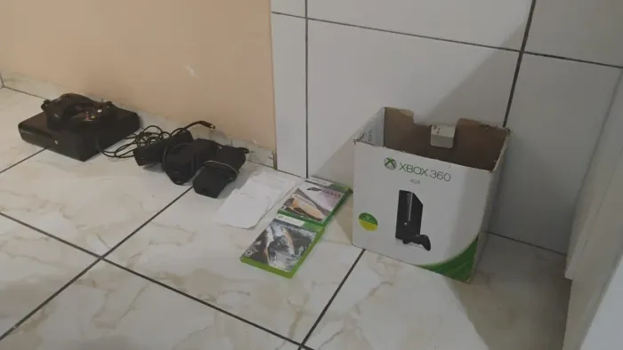 Xbox 360 super slim
