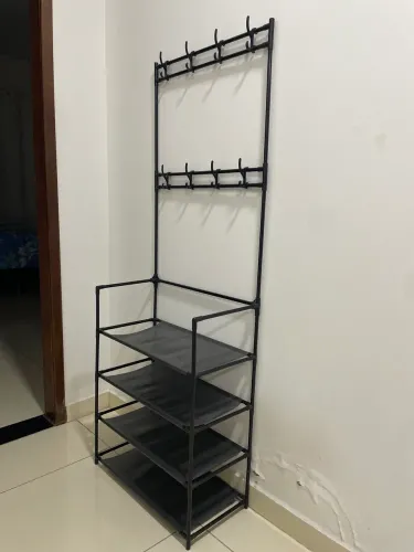 Sapateira com cabideiro 