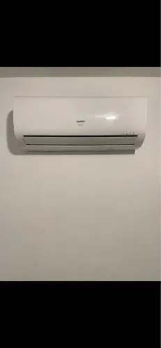 Split 9000 btus 220v