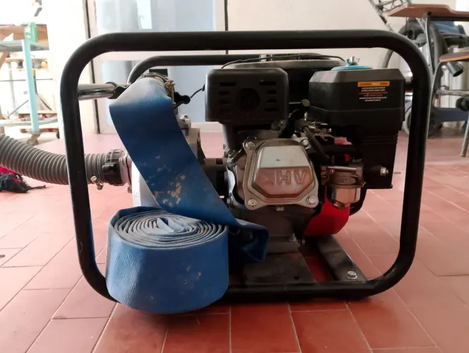 BOTOR BOMBA A GASOLINA