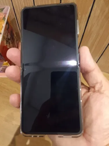 Samsung Galaxy Z Flip7 5G 512GB 12GB RAM