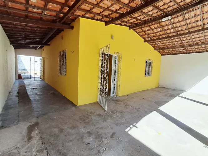 Casa solta disponível para locação contrato anual no Bairro itapoã-caucaia
