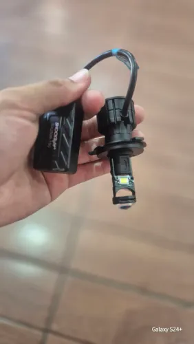 Lâmpada farol led moto h4 elíptico projetor 6500k SHOCKlight