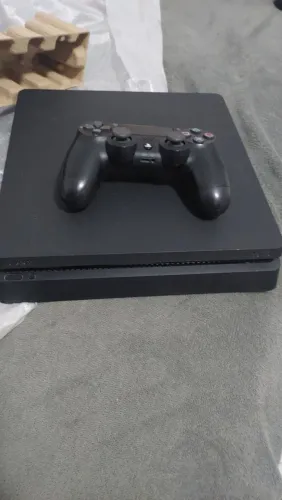 Playstation 4 (Slim) - 1TB