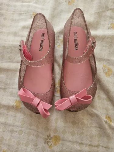 Melissa semi nova 25