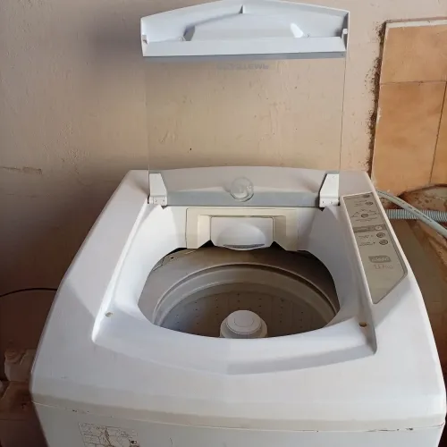 Vendo maquina de lavar roupa 