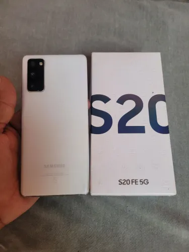 Samsung s20 fe 5g 128 gb aceito trocas