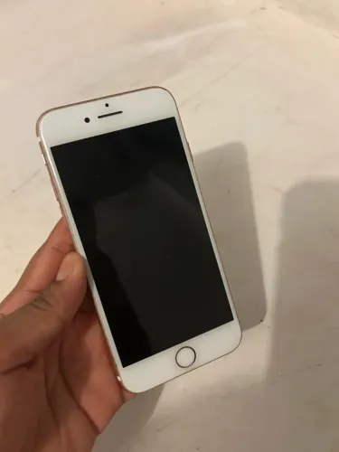 iPhone 7 com bateria viciada