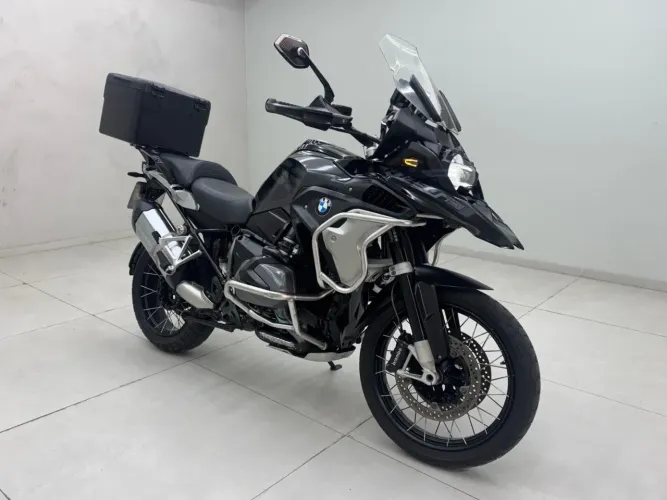 BMW GS PREMIUM 1.250 TRIPLE BLACK COM POUCO USO