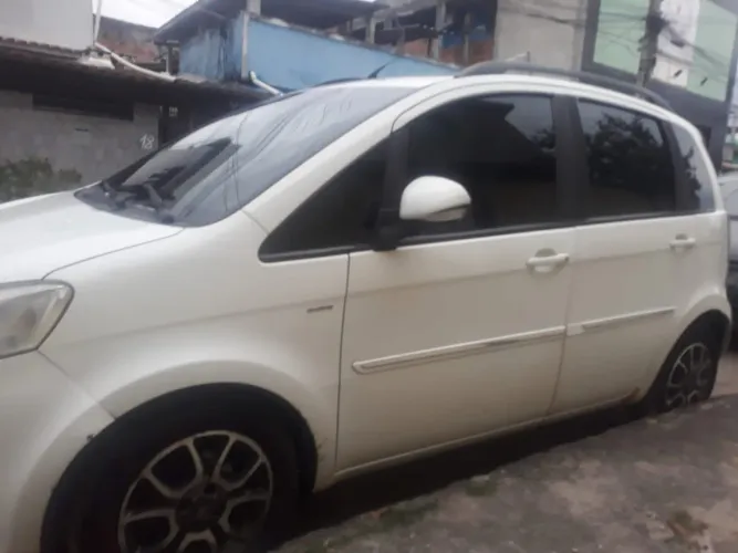 Fiat Idea Essence Dualogic 1.6 Flex 16V 5P 2015