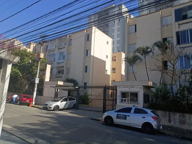 Aparta para aluguel na Chácara Agrindus - Taboão da Serra - SP