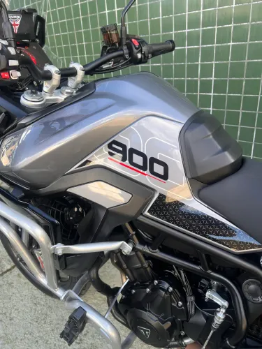 Tiger 900 GT Pro 2025 em estado de 0km