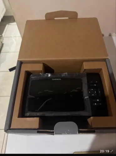 Sonar Garmin Striker vivid 7cv