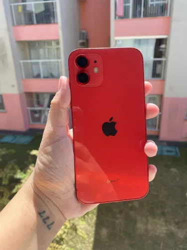 iPhone 12 64 GB