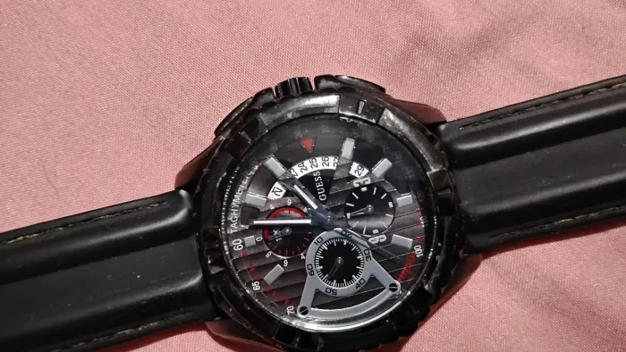 Relógio Guess masculino, direto dos EUA. Excelente estado! Pulseira couro 