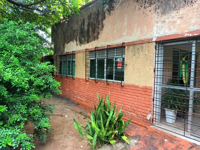 CASA PARA ALUGAR NA ESTRADA DE BELÉM.