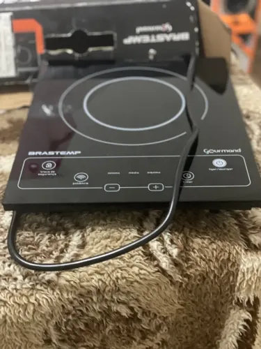 Fogão Cooktop de Indução Portátil Brastemp 1 Boca Gourmand (ABAIXEI PRA SAAIR LOGO !!)