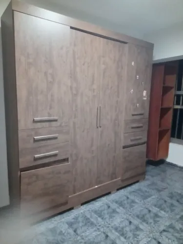 Guarda roupa