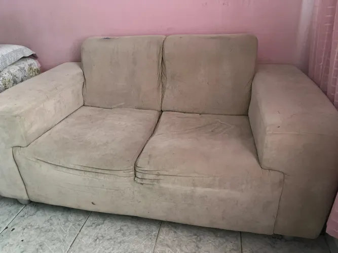 Sofá de Dois Lugares Usado
