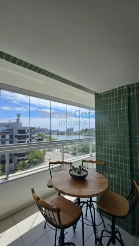 Apartamento na Orla do Pontal 2 suítes mobiliado