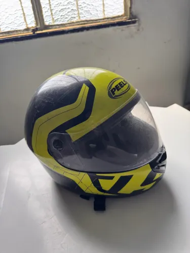 Capacete