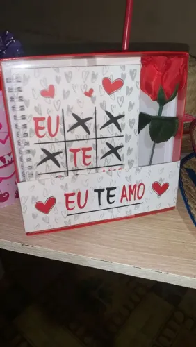 Caderneta escrito eu te amo,com flor