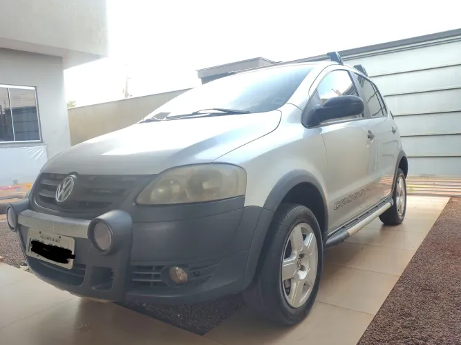 Volkswagen Crossfox 1.6 MI Total Flex 8V 5P 2009