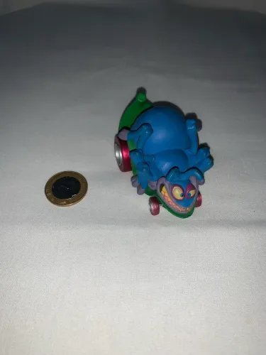 Carrinho motor maniacs modelo ant z miniatura a fricção importado 