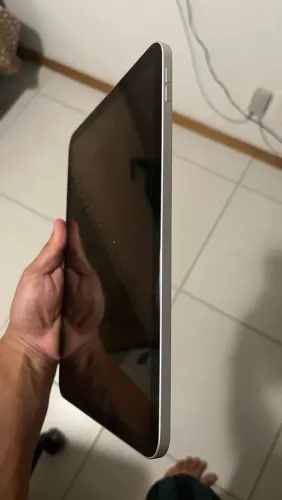 iPad Apple 10ª Geração 64GB Wi-Fi + Teclado com Touchpad + Caneta | Excelente Estado