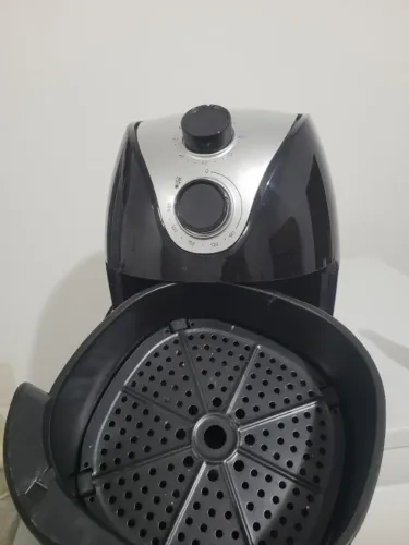Air Fryer 4l - Multilaser (queimada)