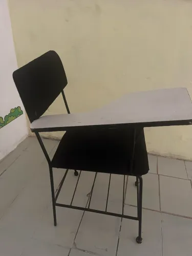 VENDO CADEIRA ESCOLAR