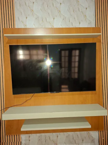 Painel de madeira- cabe TV de 60PL