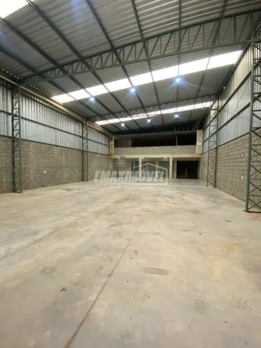 Galpão Comercial para alugar com 500m² no Bosque dos Eucaliptos em Araçoiaba da Serra/SP