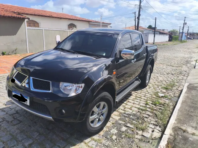 Mitsubishi L200 Triton GLS 3.2 CD TB Int.diesel MEC 2012