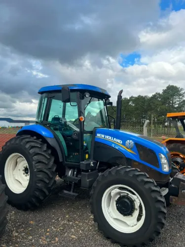 TRATOR USADO, MARCA NEW HOLLAND, MODELO TL75-E - ANO 2018