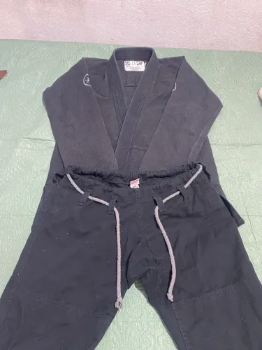 Vendo kimono de Jiu-Jitsu tamanho A1