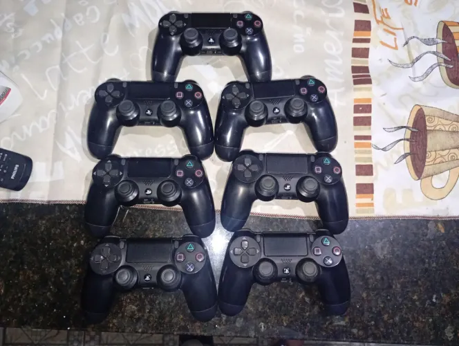 Controle original PlayStation 4 lote de 7 controles 