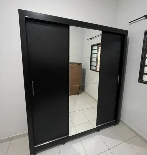 Guarda roupa novo