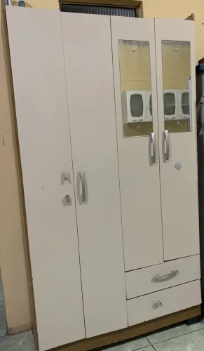 Guarda-roupa infantil