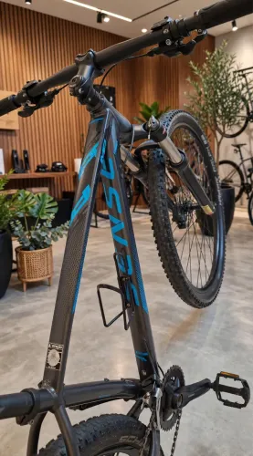 Bicicleta sense 17 aro 29