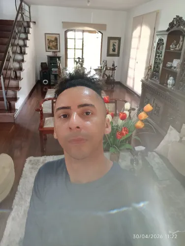 FAÇO FAXINA EM GERAL POS OBRA TENHO BOAS  REFERÊNCIA  